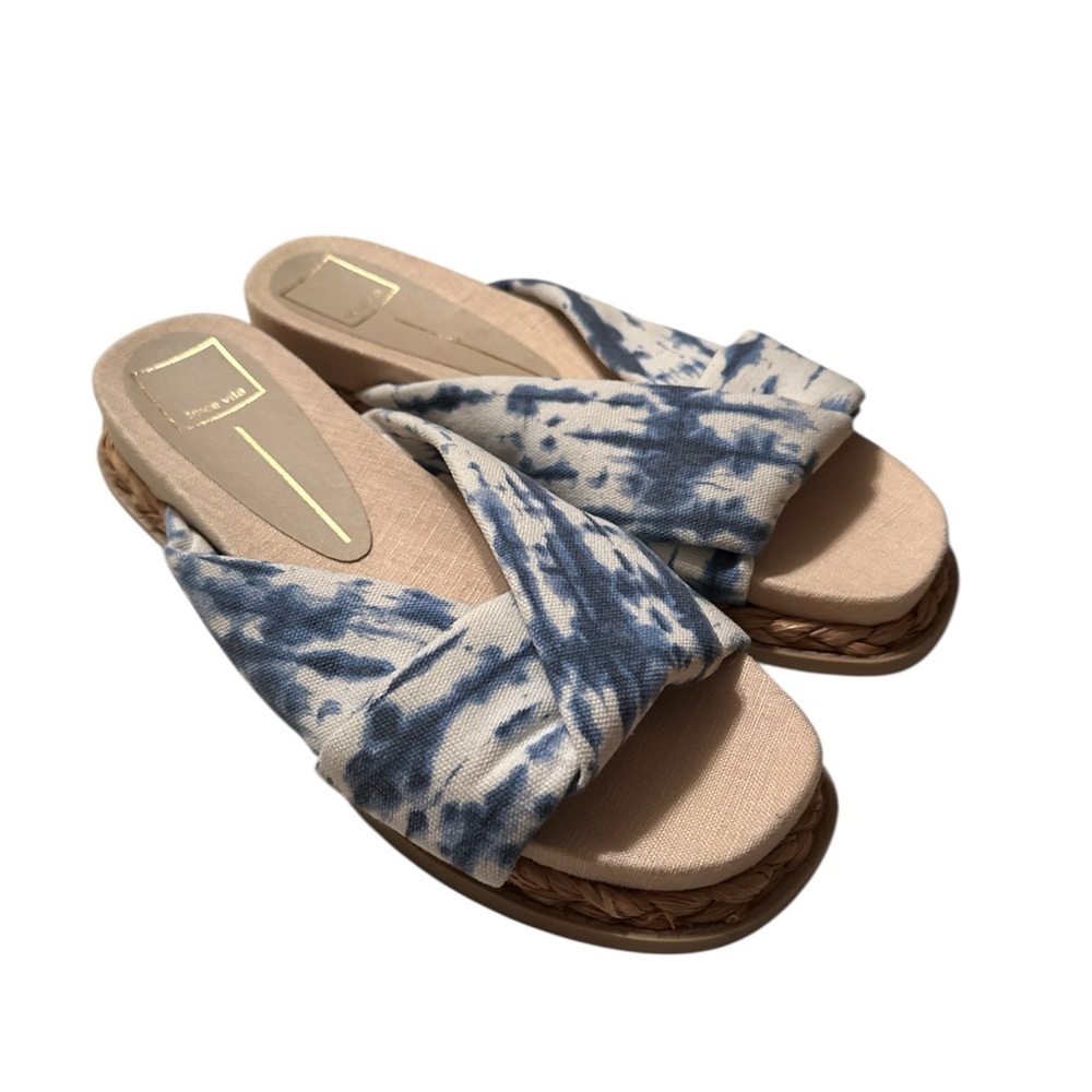 Dolce Vita Blue & White Tie-Dye Espadrille Sandals. Size 8.5